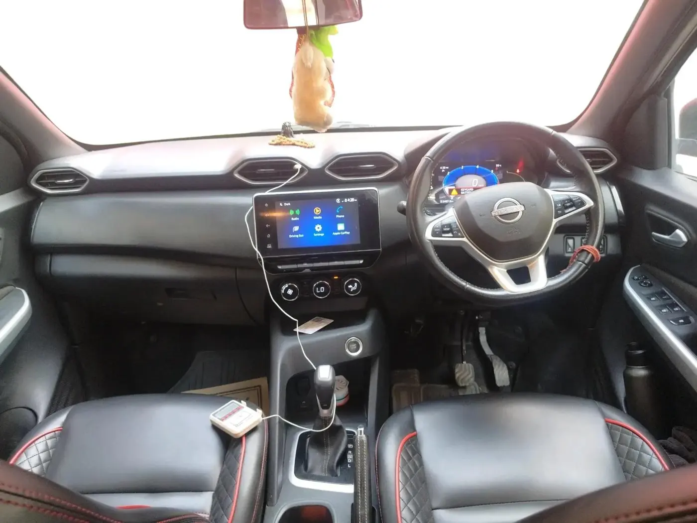 2022 Nissan MAGNITE XV PREMIUM TURBO CVT, Petrol, Automatic, 42,924 km, interior