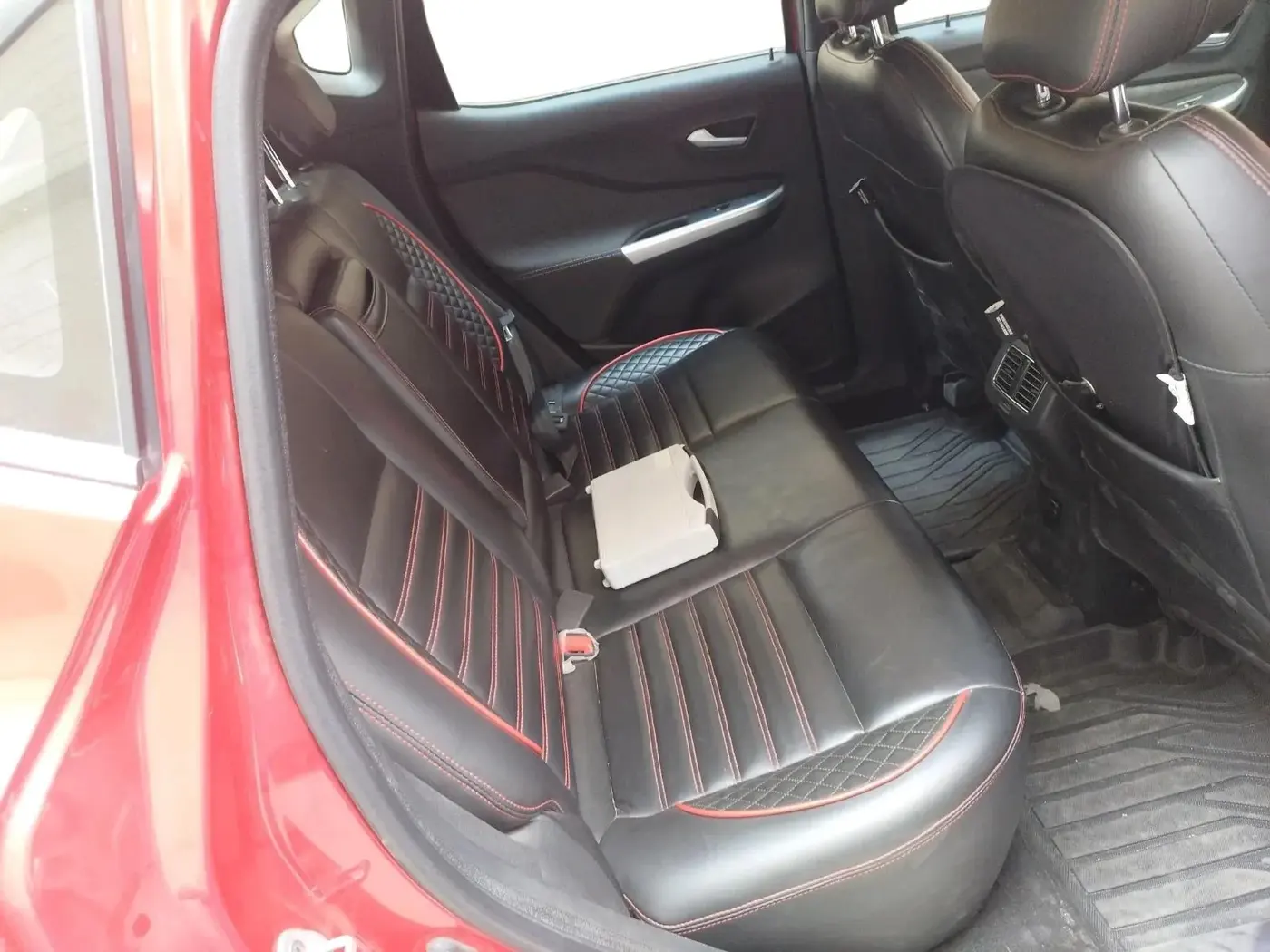 2022 Nissan MAGNITE XV PREMIUM TURBO CVT, Petrol, Automatic, 42,924 km, interior