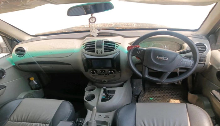 2016 Mahindra NUVOSPORT N8 AMT, Diesel, Automatic, 39,776 km, interior