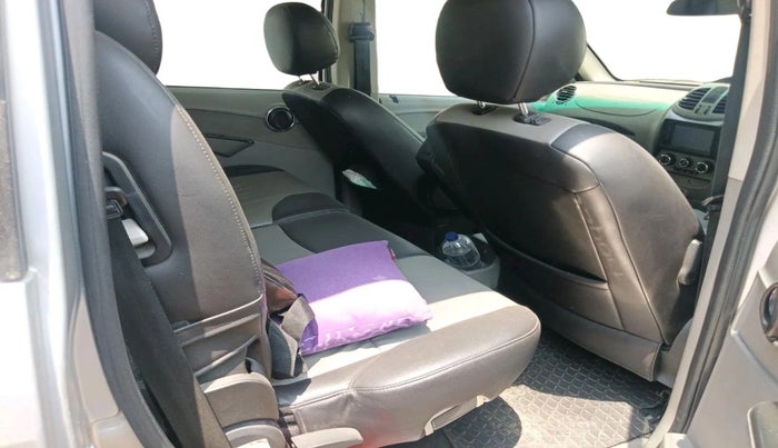 2016 Mahindra NUVOSPORT N8 AMT, Diesel, Automatic, 39,776 km, interior