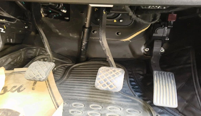 2023 MG HECTOR PLUS SHARP PRO 1.5 TURBO MT 7 STR, Petrol, Manual, 55,771 km, interior