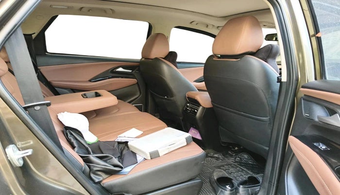 2023 MG HECTOR PLUS SHARP PRO 1.5 TURBO MT 7 STR, Petrol, Manual, 55,771 km, interior