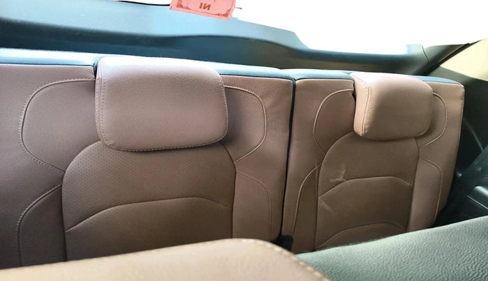 2023 MG HECTOR PLUS SHARP PRO 1.5 TURBO MT 7 STR, Petrol, Manual, 55,771 km, interior