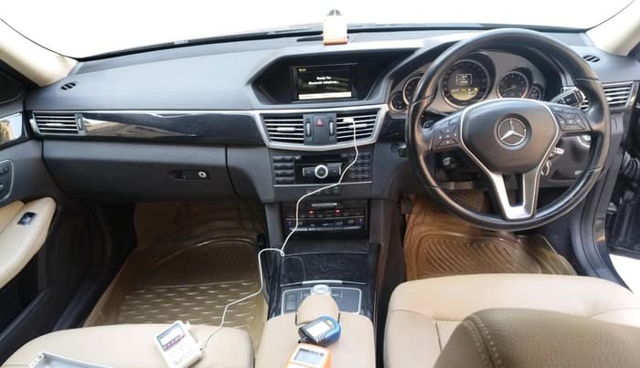 2012 Mercedes Benz E Class E 200 CGI AVANTGARDE, Petrol, Automatic, 47,480 km, interior