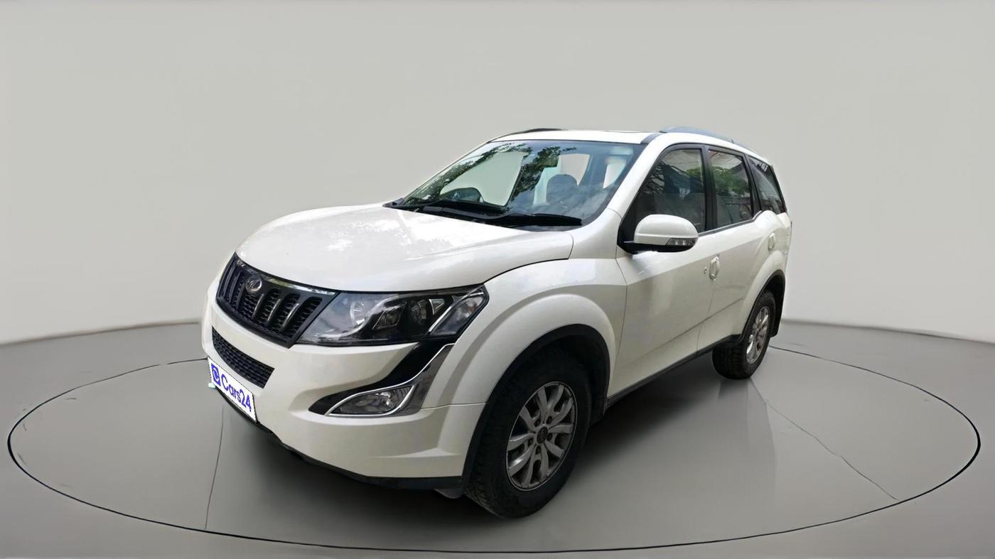 2018 Mahindra XUV500 W10 AT, Diesel, Automatic, 1,09,927 km, exterior