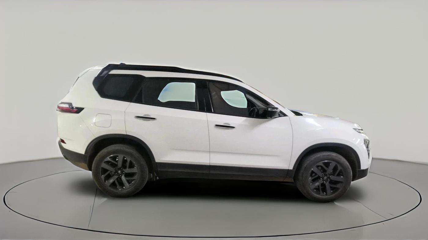 2023 Tata Safari XZA PLUS O ADVENTURE 7STR, Diesel, Automatic, 73,083 km, exterior