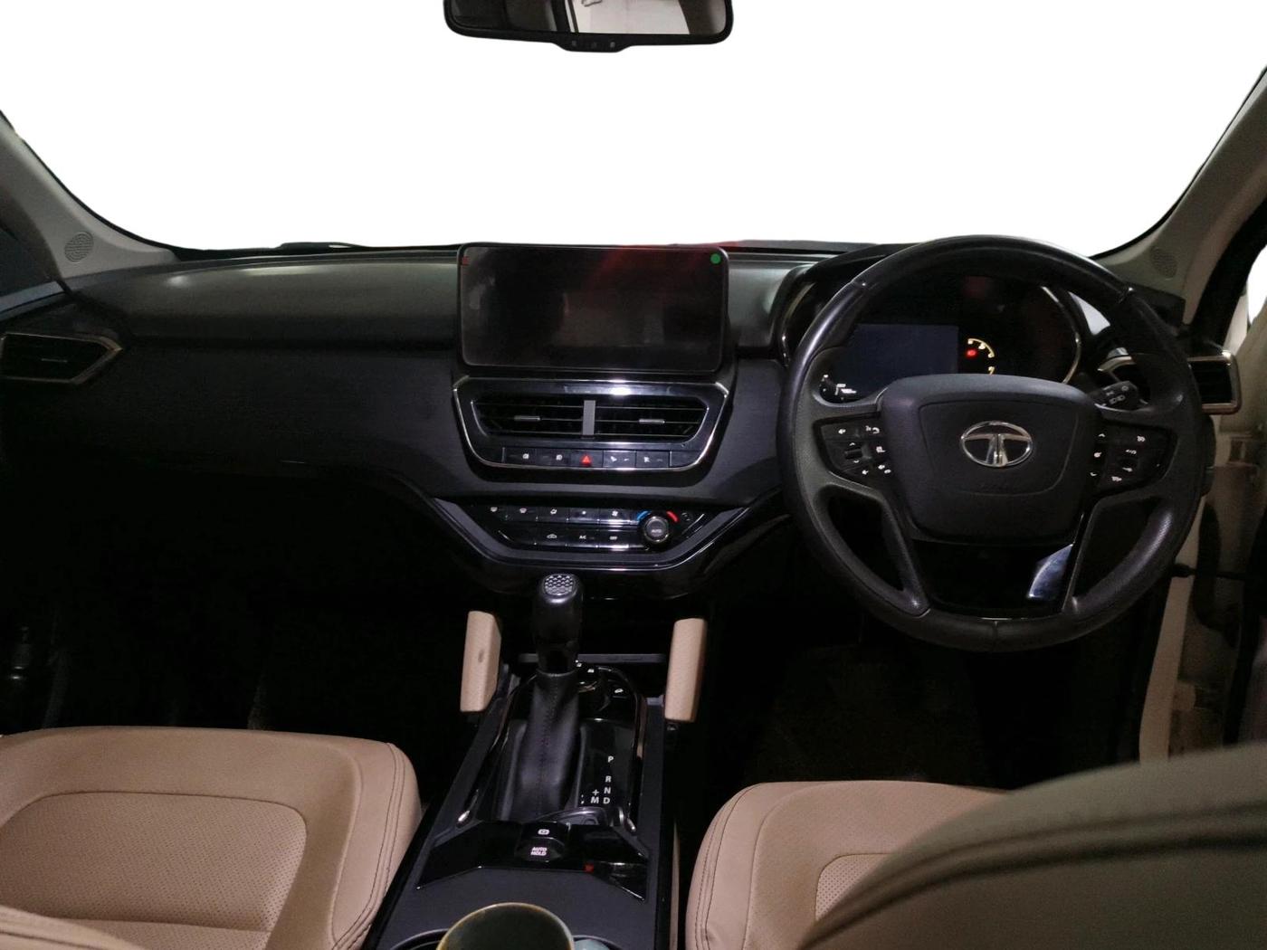 2023 Tata Safari XZA PLUS O ADVENTURE 7STR, Diesel, Automatic, 73,083 km, interior