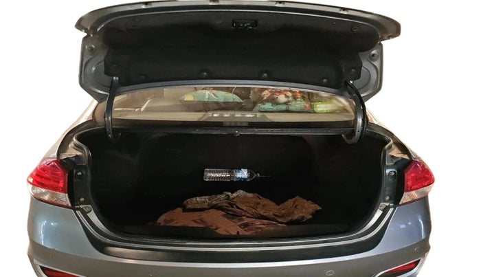 2021 Maruti Ciaz DELTA AT 1.5 SHVS PETROL, Petrol, Automatic, 74,301 km, exterior