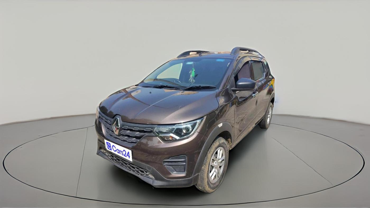 2023 Renault TRIBER RXL MT, Petrol, Manual, 45,671 km, exterior