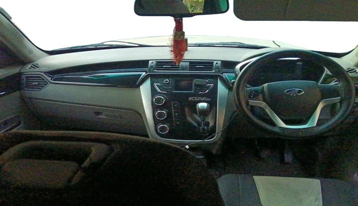 2016 Mahindra Kuv100 K2 D 6 STR, Diesel, Manual, 91,186 km, interior