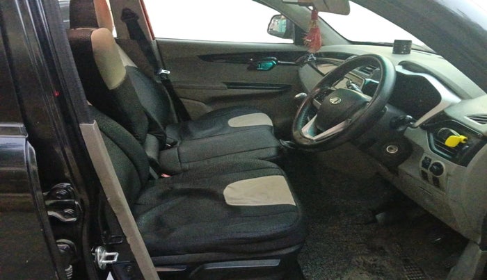 2016 Mahindra Kuv100 K2 D 6 STR, Diesel, Manual, 91,186 km, interior