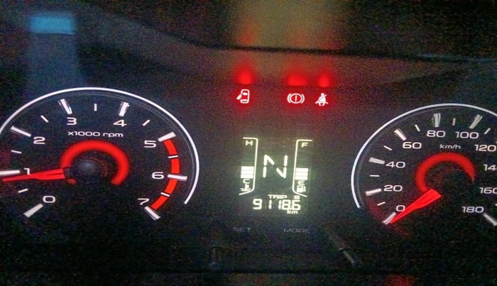 2016 Mahindra Kuv100 K2 D 6 STR, Diesel, Manual, 91,186 km, interior