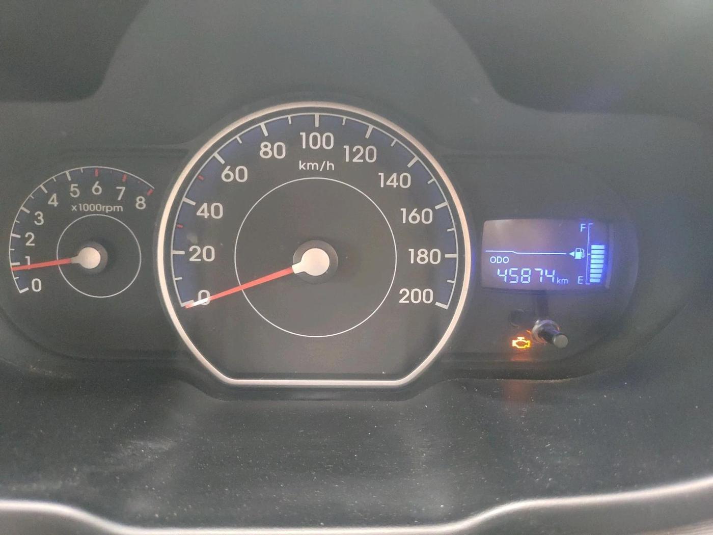 2015 Hyundai i10 MAGNA 1.2, CNG, Manual, 45,874 km, interior