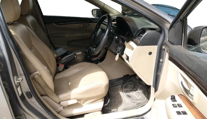 2016 Maruti Ciaz VDI (O) SHVS, Diesel, Manual, 1,12,307 km, interior
