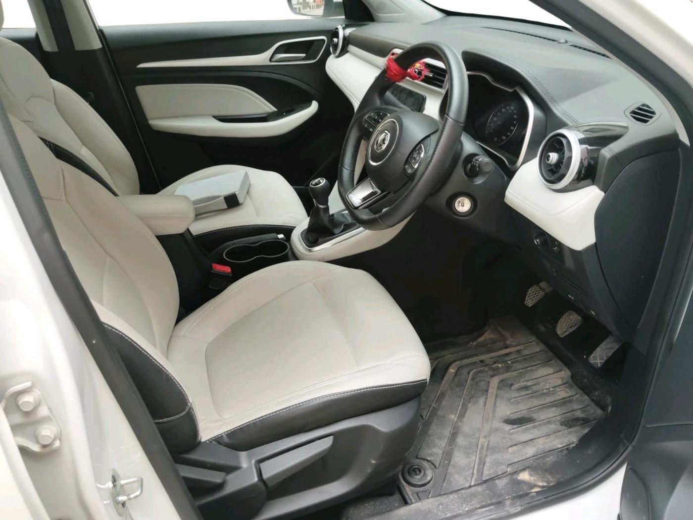 2023 MG ASTOR STYLE 1.5 MT, Petrol, Manual, 8,060 km, interior
