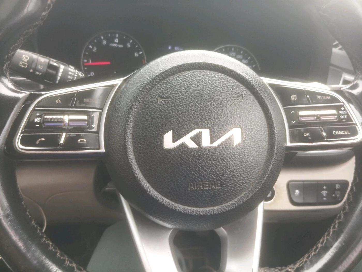 2022 KIA SELTOS HTX PETROL 1.5, Petrol, Manual, 86,595 km, interior