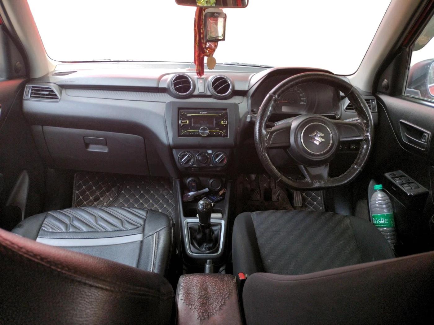 2021 Maruti Swift LXI, CNG, Manual, 1,08,854 km, interior
