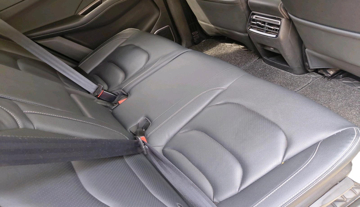 2024 MG HECTOR 100 Year Limited Edition CVT, Petrol, Automatic, 15,299 km, interior