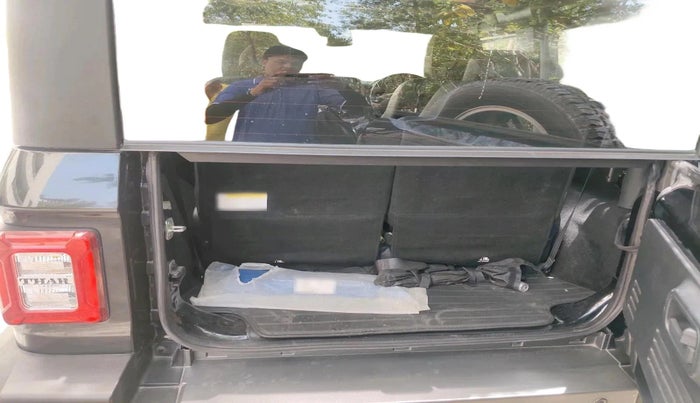 2022 Mahindra Thar LX PETROL HT 4WD AT, Petrol, Automatic, 38,571 km, exterior