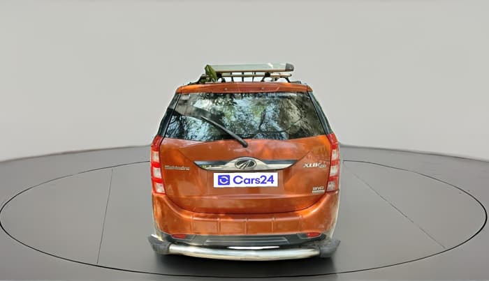 2016 Mahindra XUV500 W10 AT, Diesel, Automatic, 78,683 km, exterior