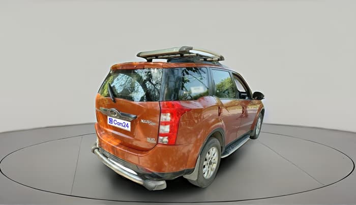 2016 Mahindra XUV500 W10 AT, Diesel, Automatic, 78,683 km, exterior