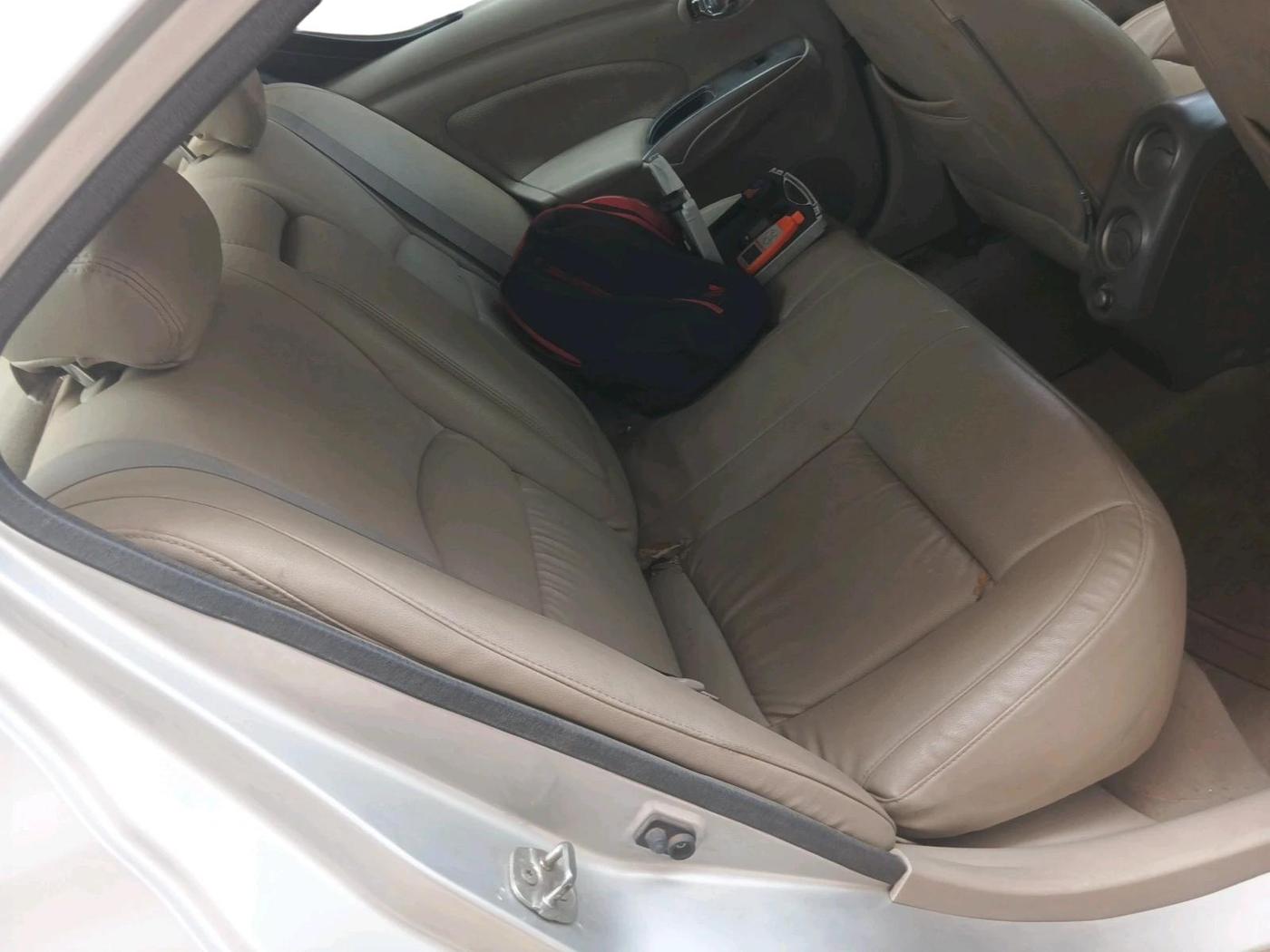 2012 Nissan Sunny XV PETROL, Petrol, Manual, 1,65,687 km, interior