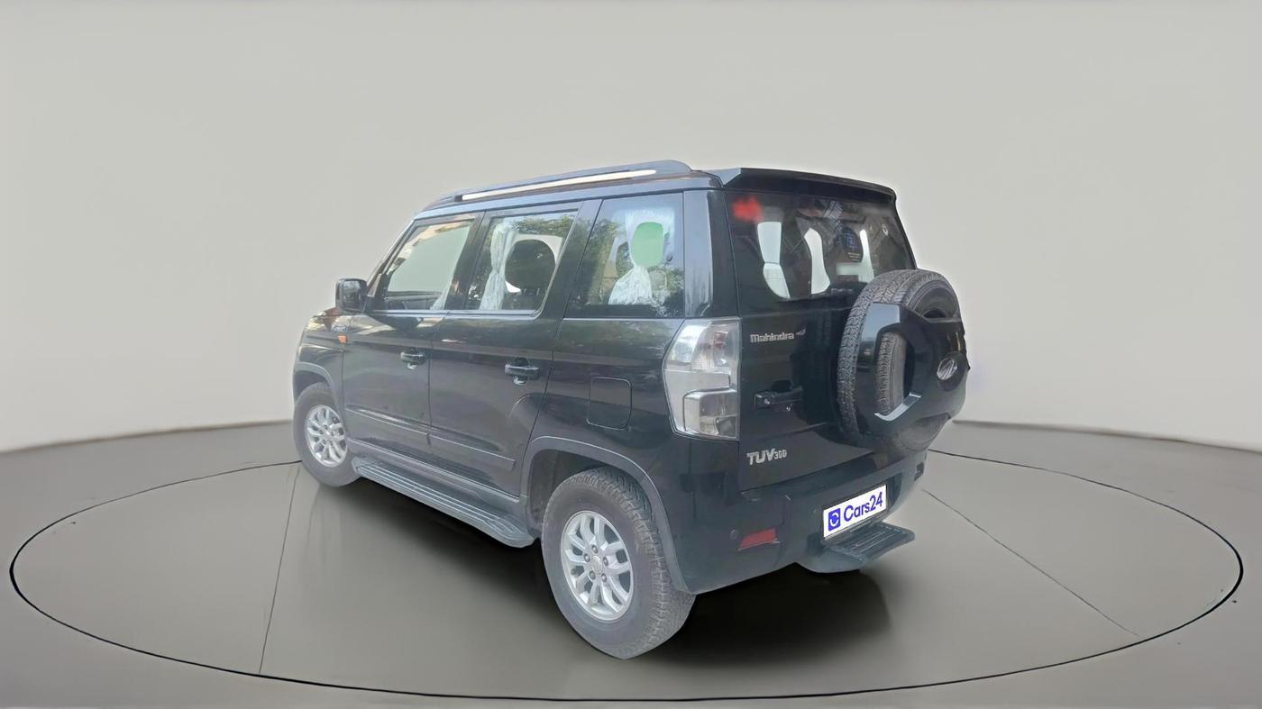 2019 Mahindra TUV300 T8, Diesel, Manual, 62,472 km, exterior