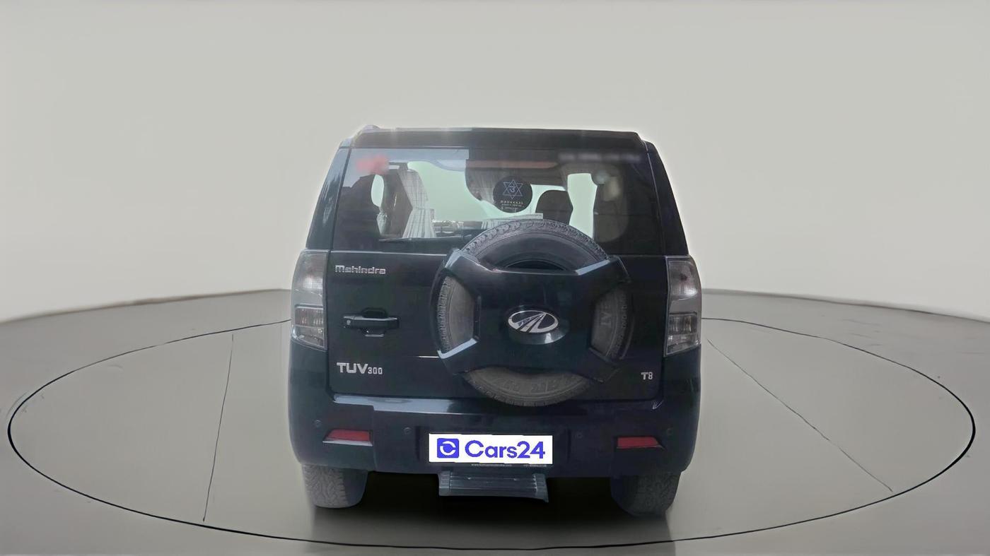 2019 Mahindra TUV300 T8, Diesel, Manual, 62,472 km, exterior