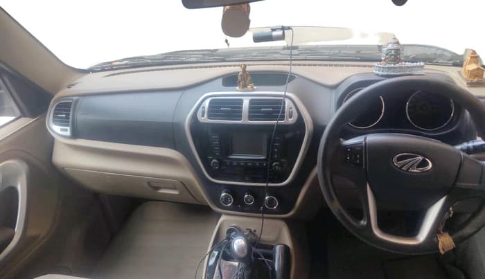 2019 Mahindra TUV300 T8, Diesel, Manual, 62,472 km, interior