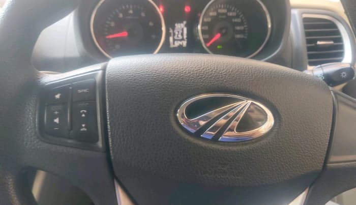 2019 Mahindra TUV300 T8, Diesel, Manual, 62,472 km, interior