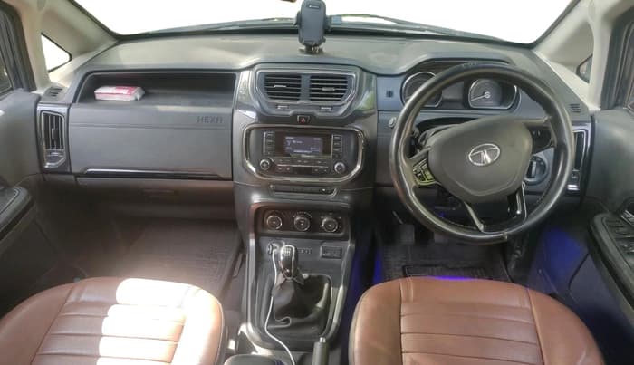2018 Tata Hexa XE 4X2 7 STR, Diesel, Manual, 1,39,707 km, interior