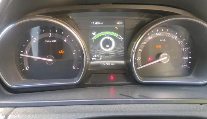 2018 Tata Hexa XE 4X2 7 STR, Diesel, Manual, 1,39,707 km, interior