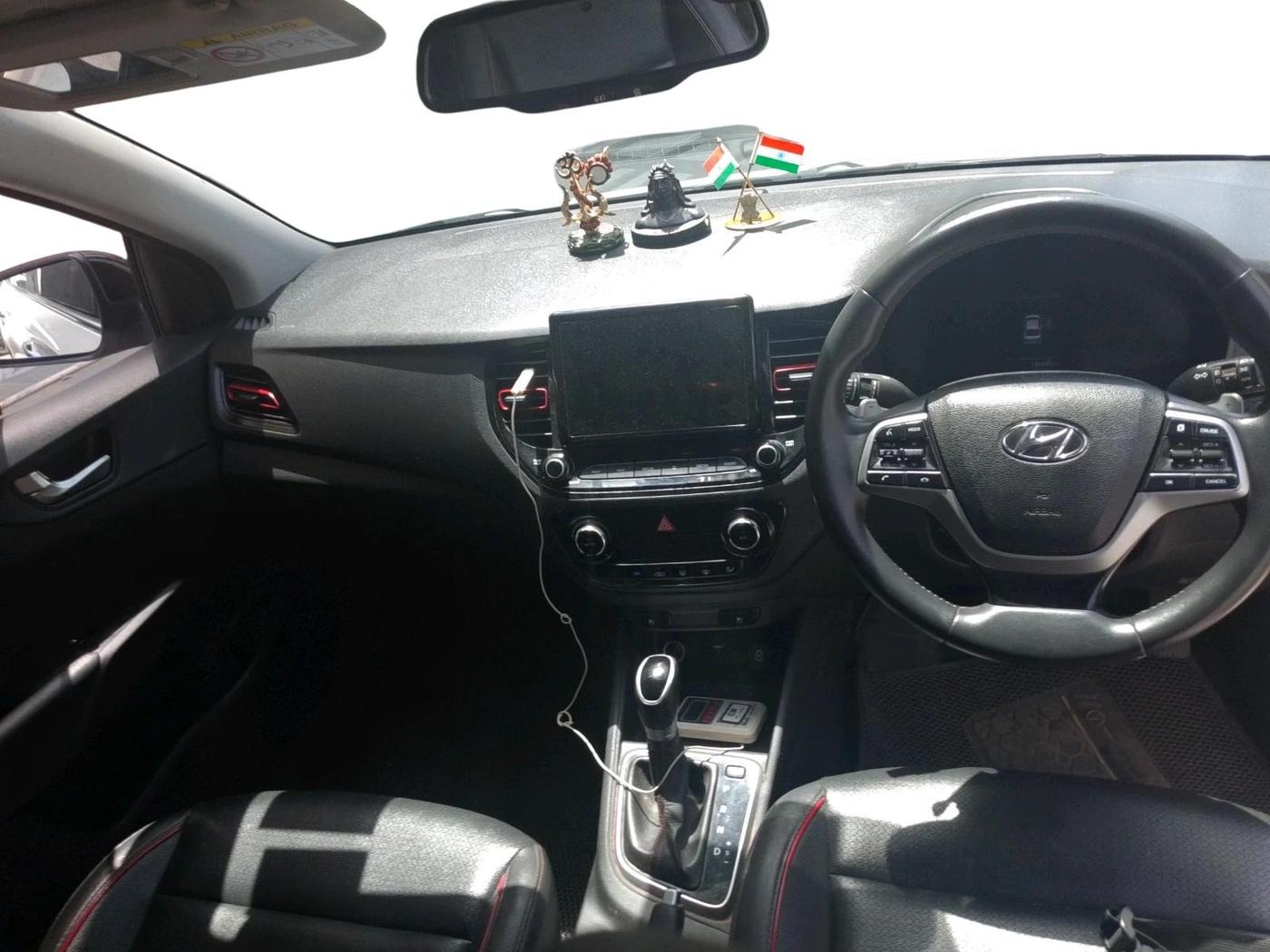 2020 Hyundai Verna SX (O) 1.0 TURBO DCT, Petrol, Automatic, 1,35,645 km, interior