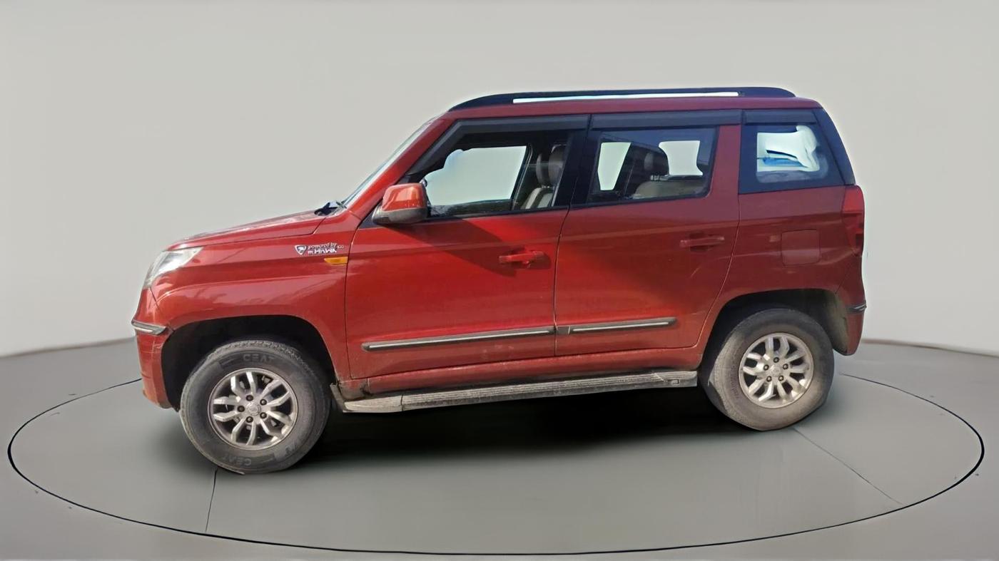 2016 Mahindra TUV300 T8 AMT, Diesel, Automatic, 1,17,825 km, exterior