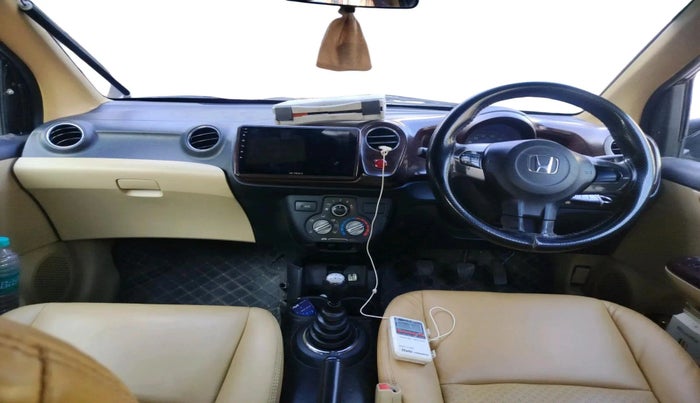 2015 Honda Amaze 1.2L I-VTEC S, CNG, Manual, 1,33,528 km, interior