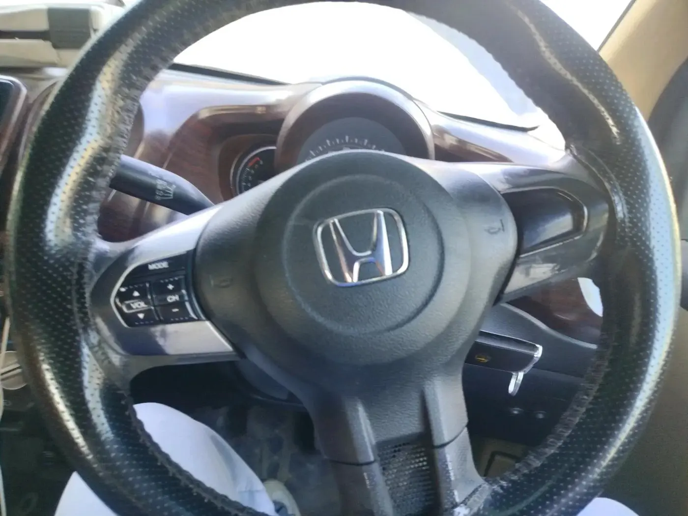 2015 Honda Amaze 1.2L I-VTEC S, CNG, Manual, 1,33,528 km, interior