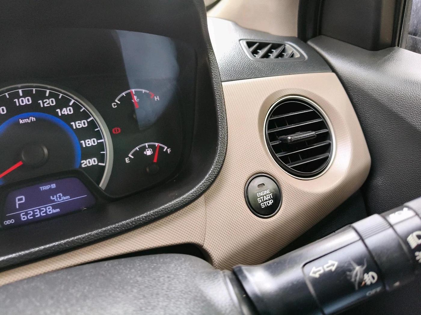 2014 Hyundai Grand i10 ASTA AT 1.2 KAPPA VTVT, Petrol, Automatic, 62,328 km, interior
