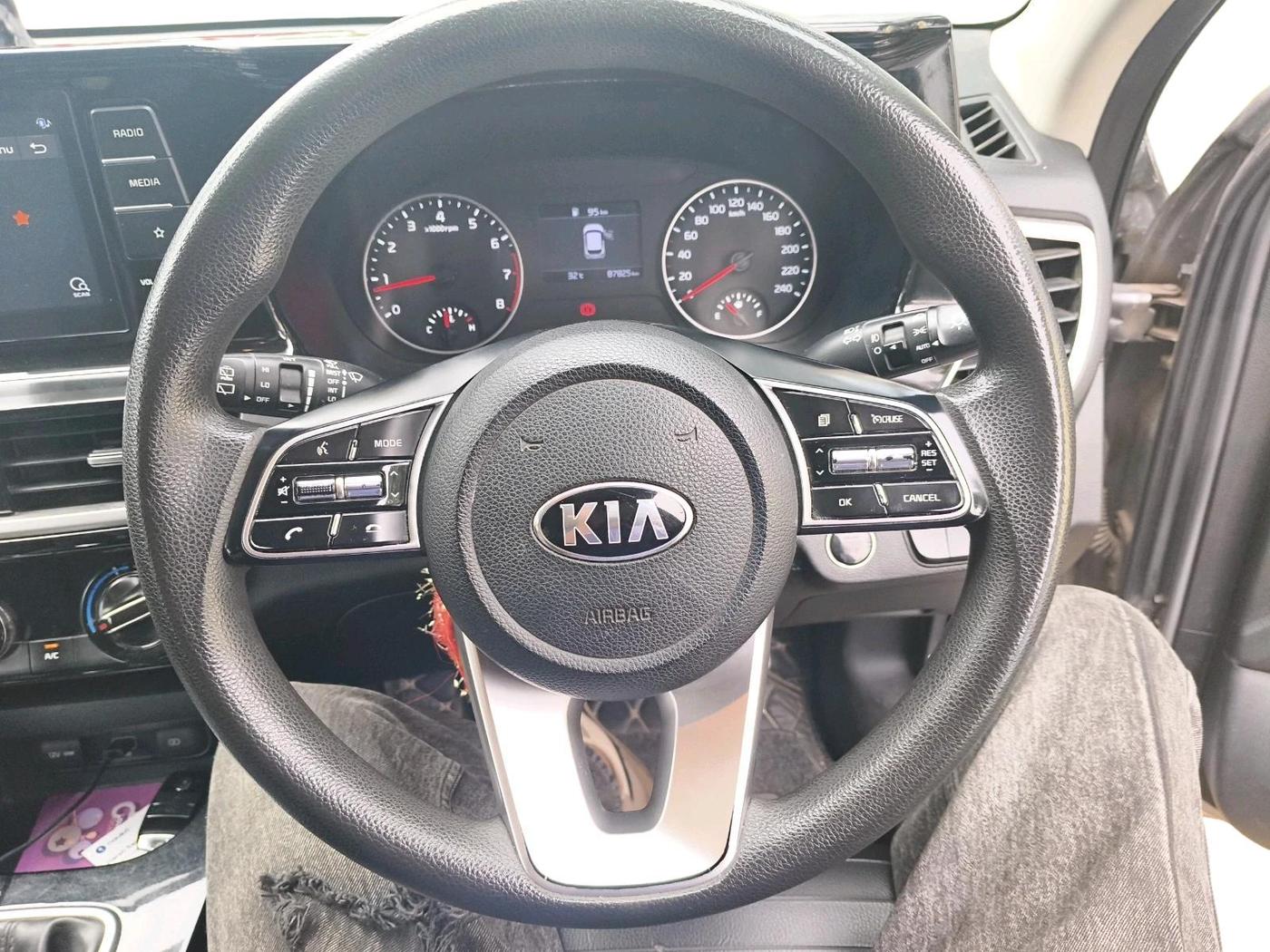 2020 KIA SELTOS HTK PLUS 1.5, Petrol, Manual, 87,826 km, interior