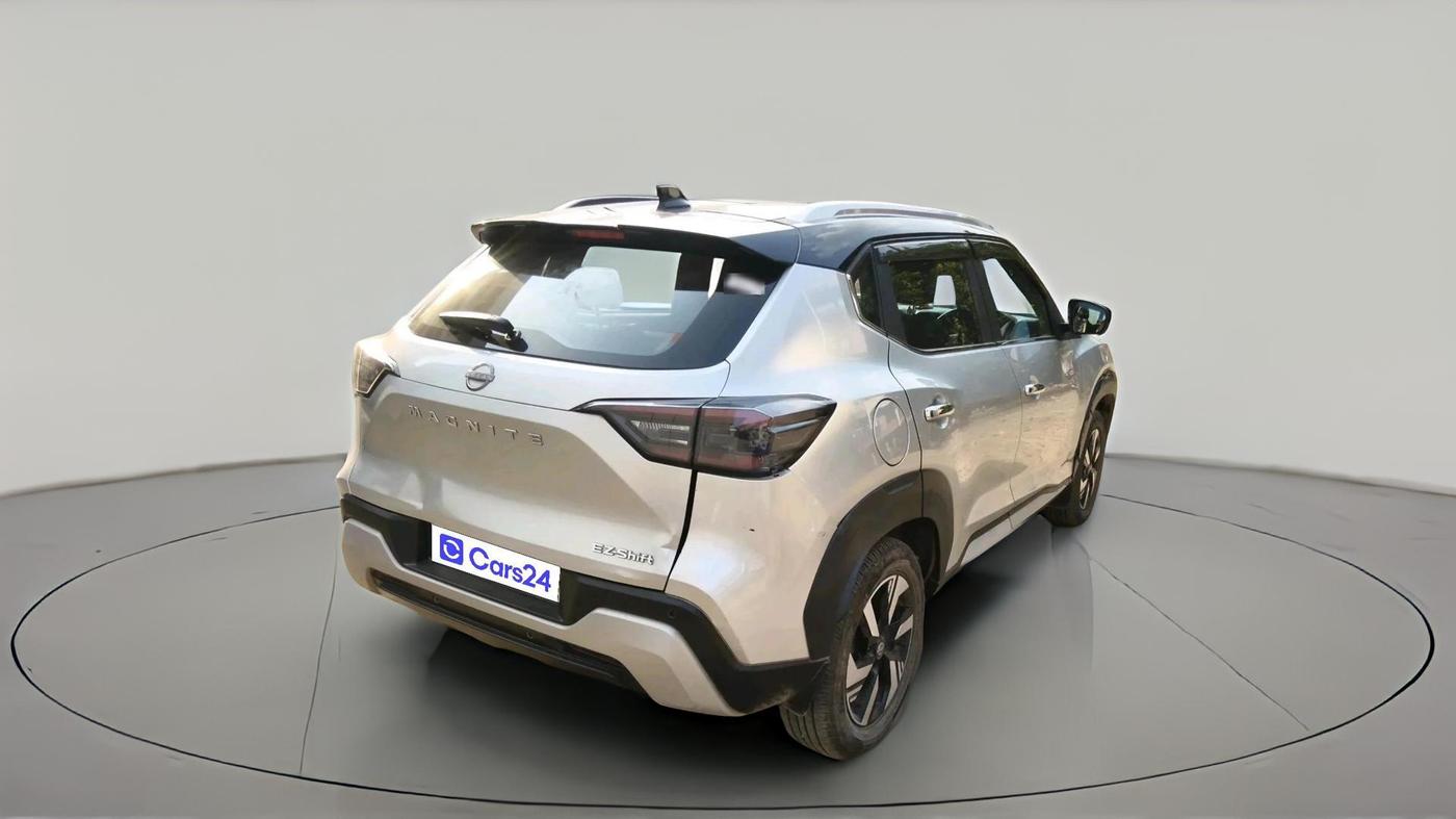 2024 Nissan MAGNITE Tekna B4D 1.0 Petrol AMT, Petrol, Automatic, 9,680 km, exterior