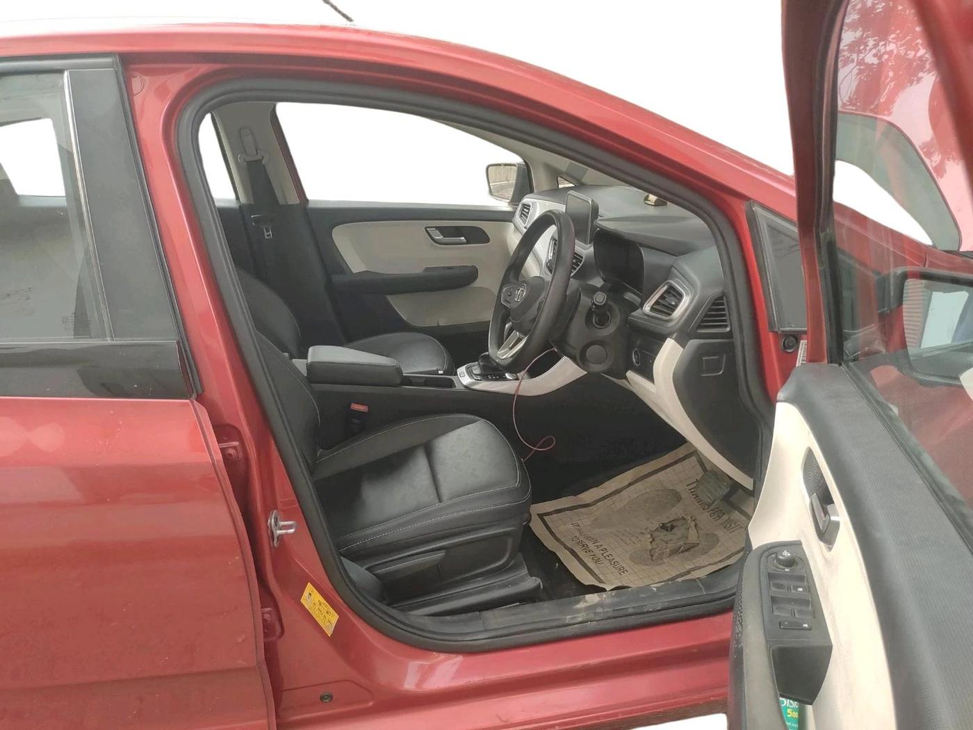 2022 Tata ALTROZ XZA PLUS, Petrol, Automatic, 42,395 km, interior