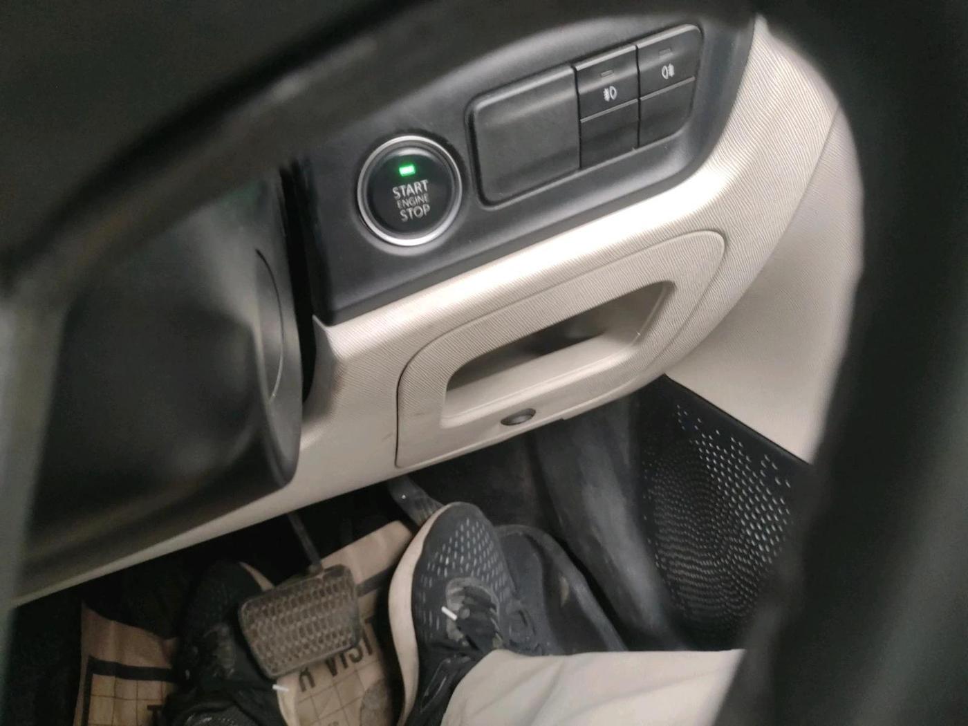 2022 Tata ALTROZ XZA PLUS, Petrol, Automatic, 42,395 km, interior