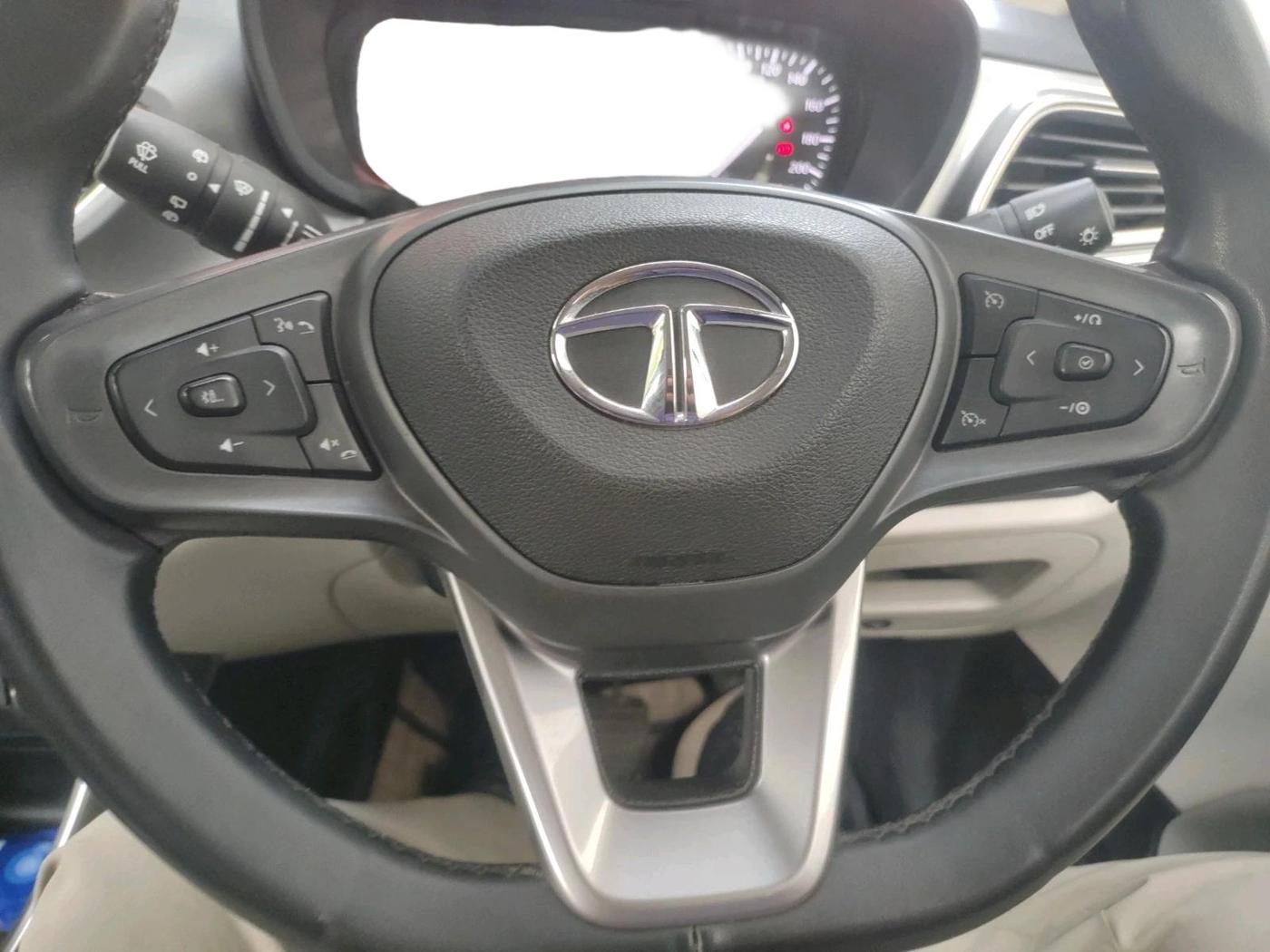 2022 Tata ALTROZ XZA PLUS, Petrol, Automatic, 42,395 km, interior