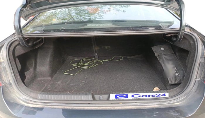 2023 Skoda SLAVIA AMBITION 1.0L TSI AT, Petrol, Automatic, 61,873 km, exterior