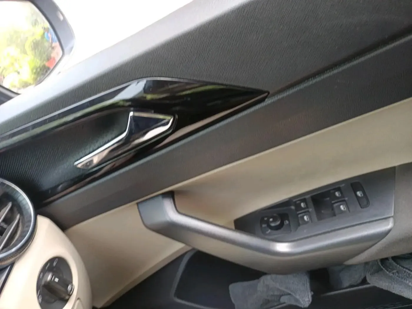 2023 Skoda SLAVIA AMBITION 1.0L TSI AT, Petrol, Automatic, 61,873 km, interior