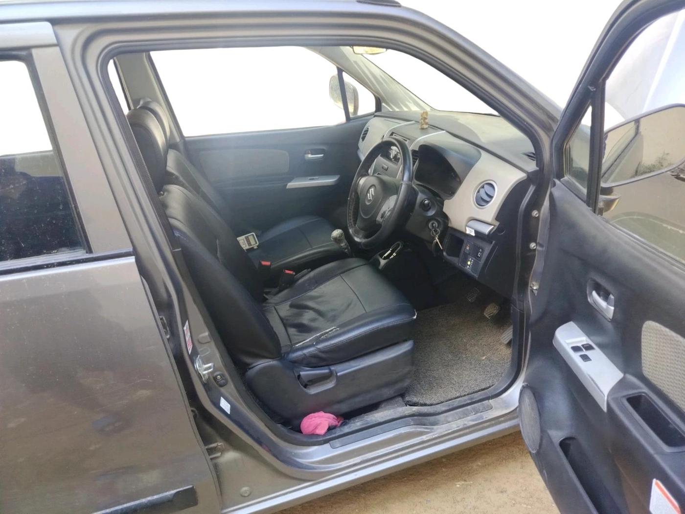 2014 Maruti Wagon R 1.0 LXI CNG, CNG, Manual, 40,511 km, interior
