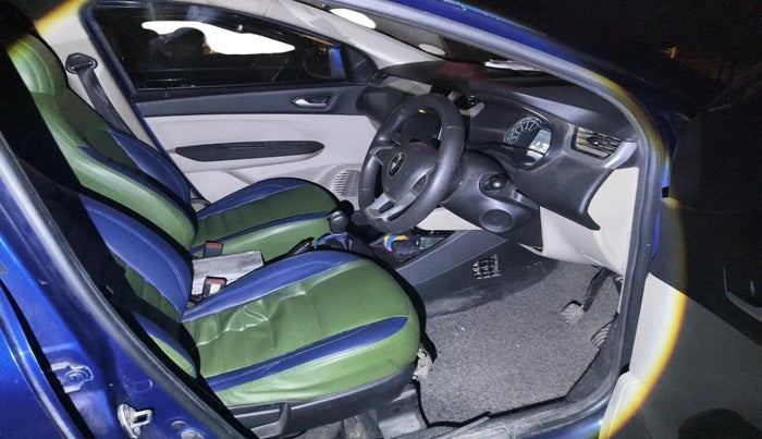 2021 Renault TRIBER RXZ AMT, Petrol, Automatic, 70,953 km, interior