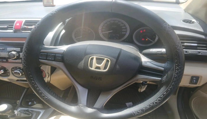 2013 Honda City 1.5L I-VTEC S MT, Petrol, Manual, 1,11,616 km, interior