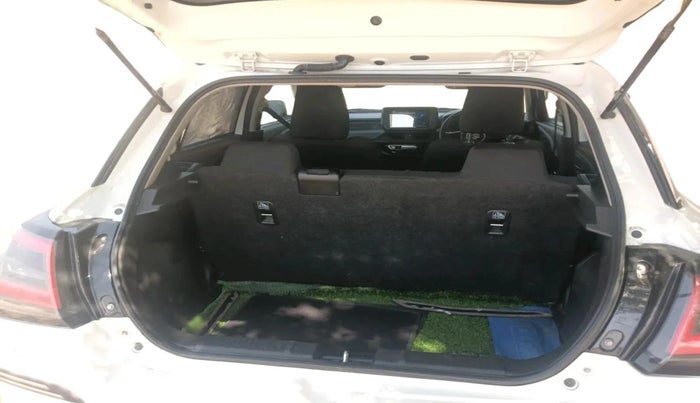 2024 Maruti Swift LXi, Petrol, Manual, 22,151 km, exterior