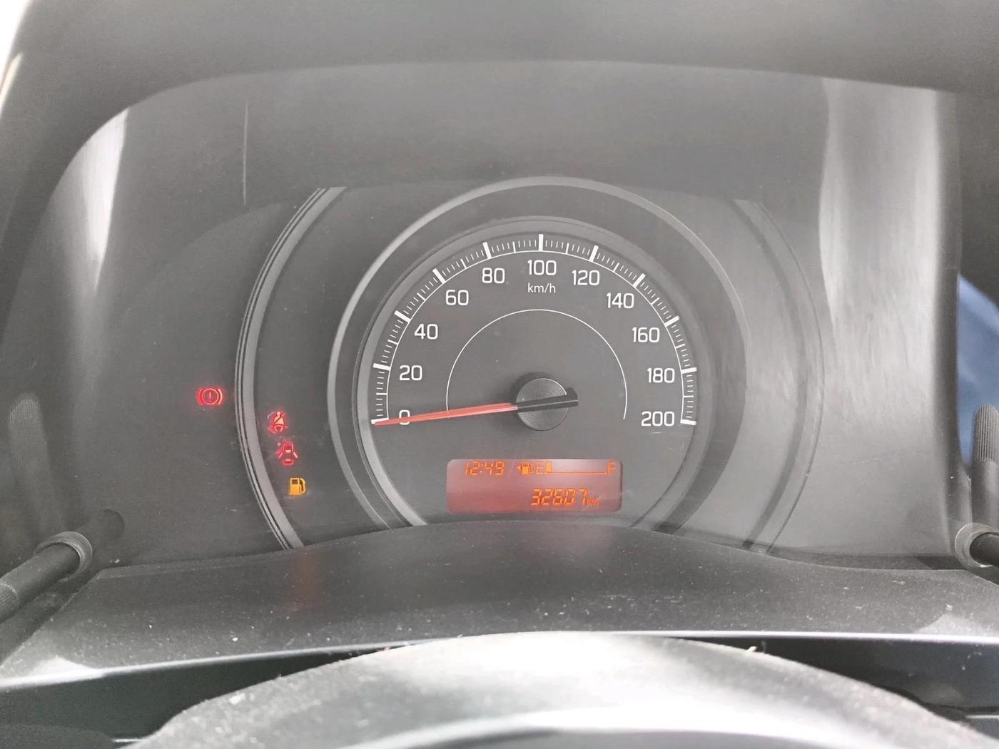 2024 Maruti Swift LXI, Petrol, Manual, 32,607 km, interior