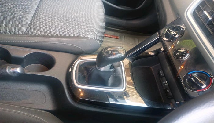 2019 KIA SELTOS HTK PLUS 1.5, Petrol, Manual, 91,110 km, interior